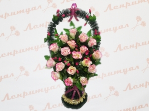 Заказать высокую ритуальную корзину на похороны